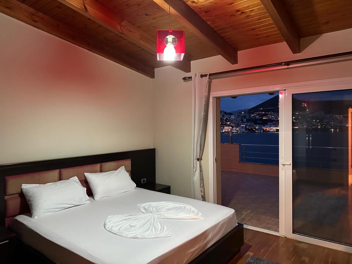 Penthouse Sea View Apartamento Sarandë